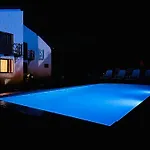 Lileya Lodge *