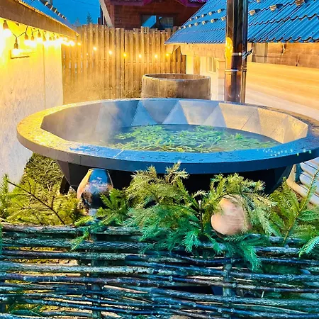 ロッジ Lileya バコヴェル