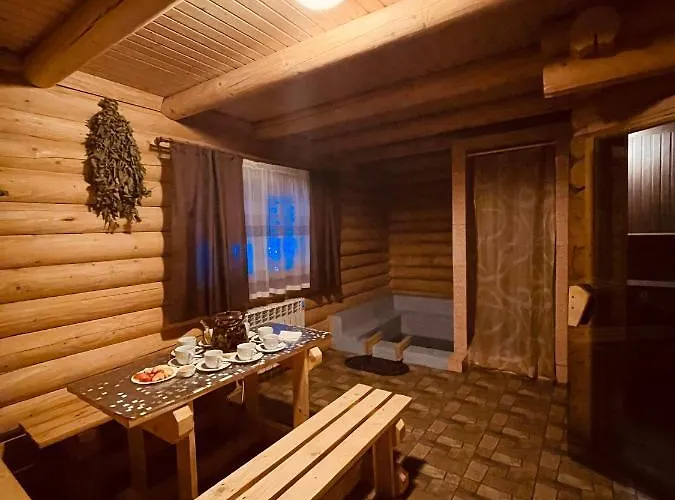 Lileya Lodge *