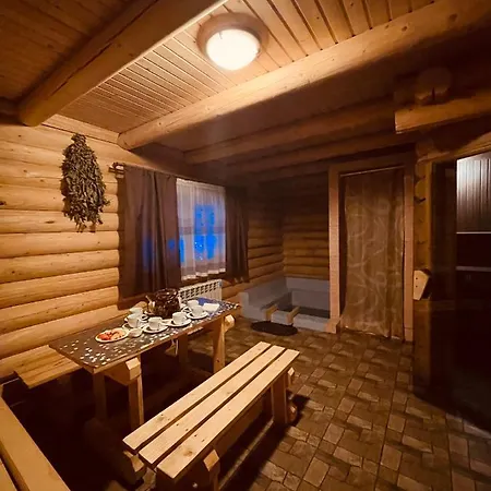 Lileya Lodge *